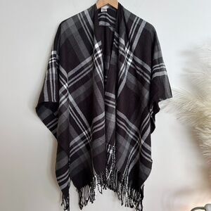 Oversized Cozy Plaid Poncho Wrap